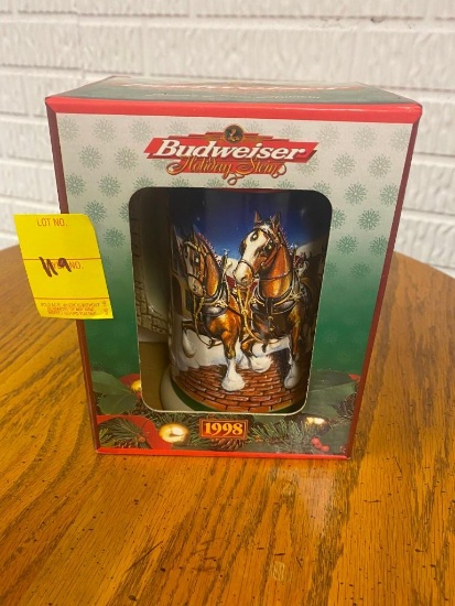 1998 Budweiser Holiday Stein "Grant's Farm Holiday"