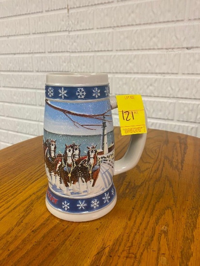Budweiser Holiday Stein 1995 "Lighting The Way Home"