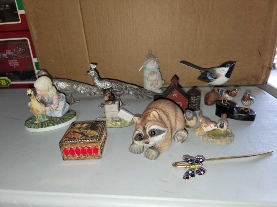 LR- Lot of Figurines