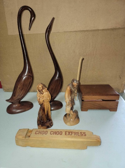 LR- Lot of Wood/Metal Figurines