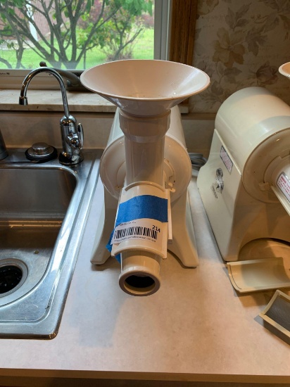 K- Champion Juicer