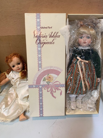 LR- Victoria Ashlea Doll