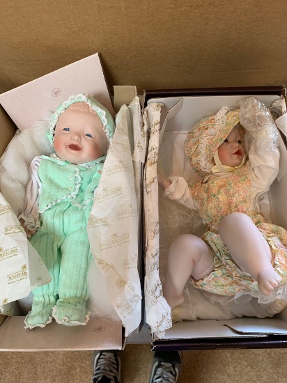 LR- Pair of Dolls