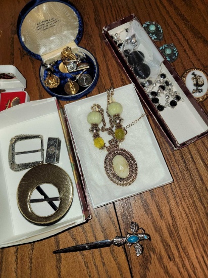 FR- Costume Jewelry