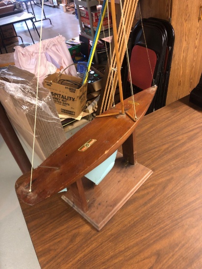 B- Jacrim Hollow Boat