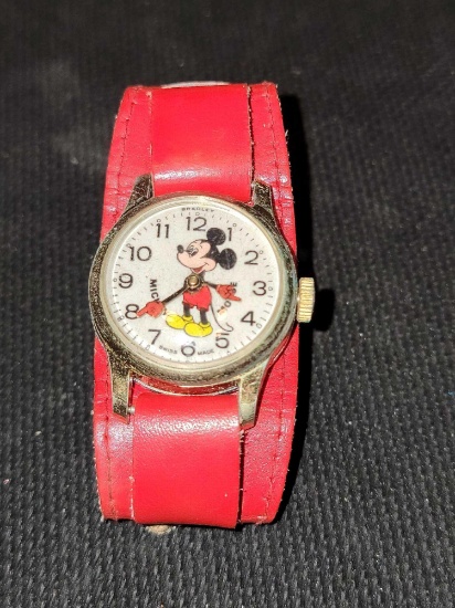 FR- Swiss Made Mickey Mouse Bradley Women's Watch