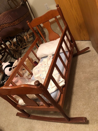 UB1- Old Doll Cradle