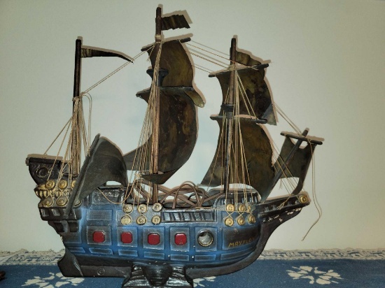 UB3- Light Up Ceramic Ship
