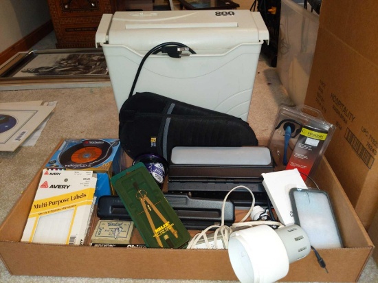 UB2-Lot of Home Office