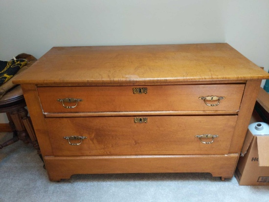 UB2-Wood (2)Drawer Chest