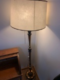 LR- Metal Lamp