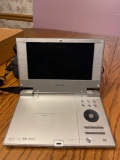 FR- Toshiba Portable DVD Player