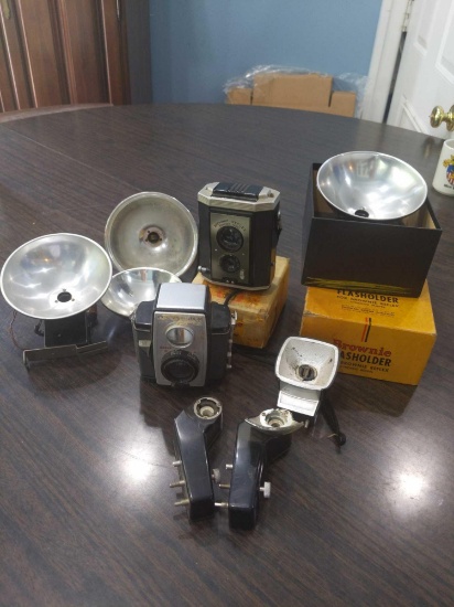 WS- Antique Cameras And Equipment