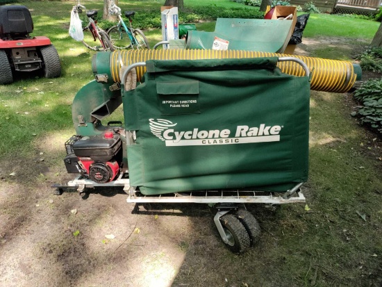 OG- Cyclone Rake Classic Outdoor Vac