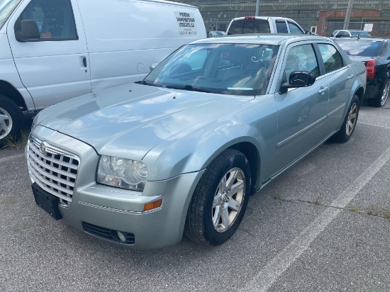 2006 Silver Chrysler 300