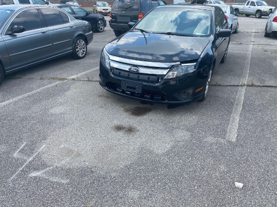 2010 Black Ford Fusion