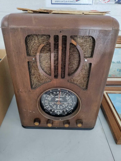 G2- Zenith Am-FM Radio Receiver