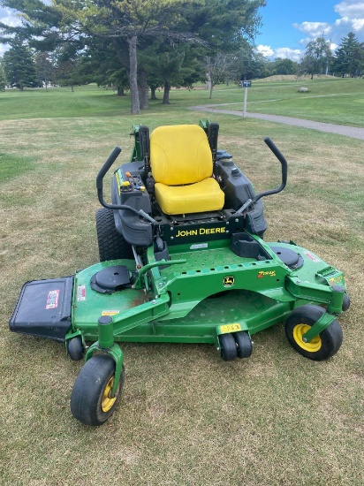 M- 72" John Deere 7 Iron II Pro 72 Mower