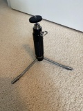 G- Polaroid 2328 Instant Tripod