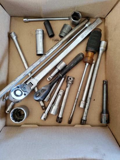 B1-Lot of Assorted Craftsman Tools