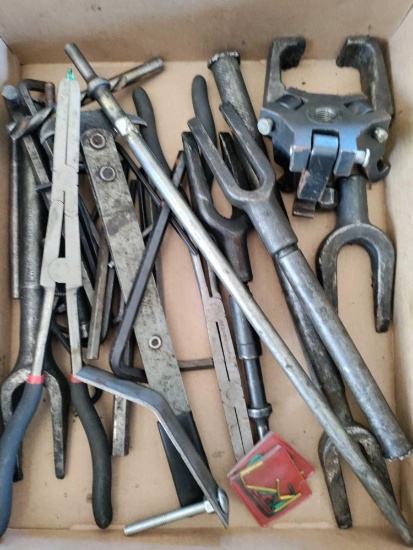 B1-Lot of Mechanic Tools