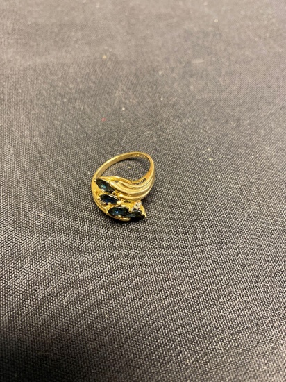 (1) 14k Gold Ring