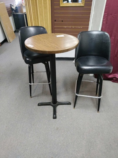G- Bar Table and Chairs