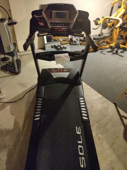 B-Sole F63 Treadmill