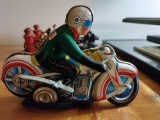 FR- Tin Wind Up Toy Motorcycle