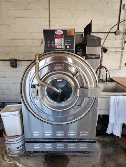 MR1-Unimac Commercial Washing Machine