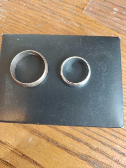 (K)- (2) Silver Rings