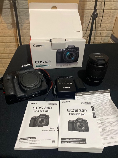 Canon EOS 80D Body and EF-S 18-135 IS USM Lens Kit