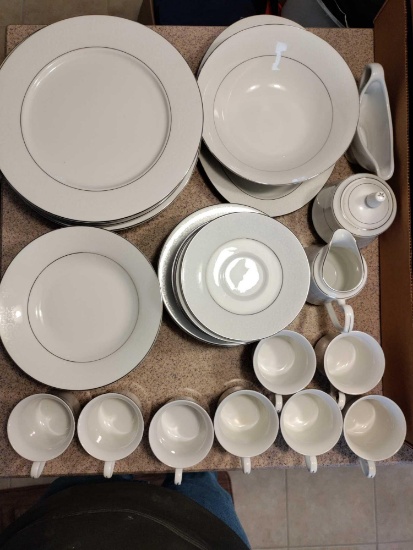 K- Dynasty Fine China