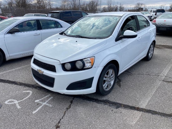2013 White Chevrolet Sonic