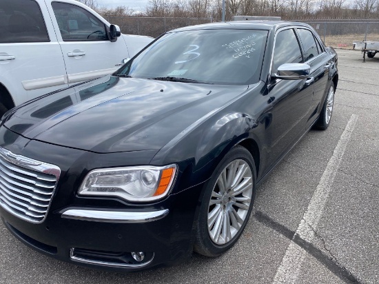 2013 Black Chrysler 300C