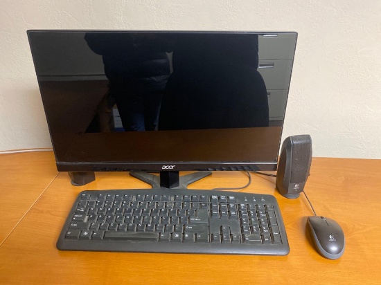UO- Acer Monitor, Keyboard, Mouse, and (2) Logitech Speakers
