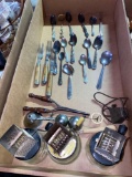 B- Vintage Assorted Kitchen Items