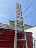O- Werner 28' Aluminum Extension Ladder