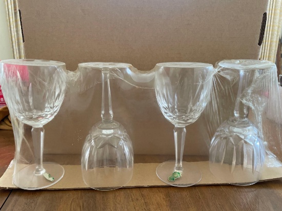 LR- (4) Waterford Crystal Wine Glasses