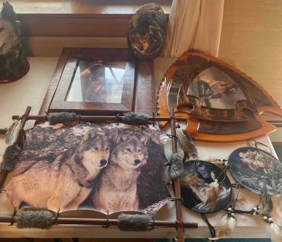 FR- Lot Of Wolf Decor