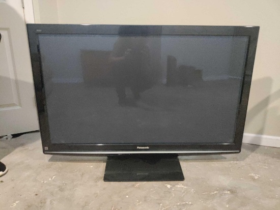 B- Panasonic Plasma HDTV