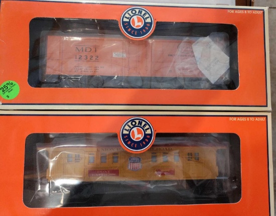 Lionel Merchants Dispatch Transit Steel Sided Reefer and Union Pacific Baggage Car