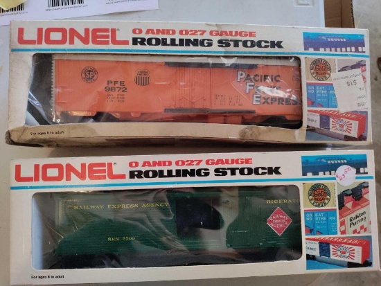 Lionel 0 and 027 Gauge Pacific Fruit Express Reefer and Railway Express Reefer