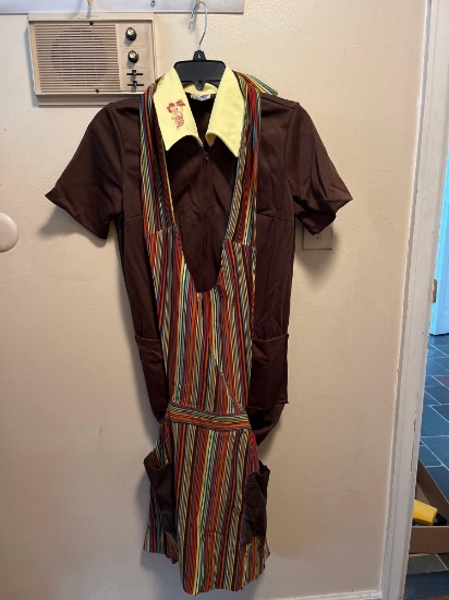 Laundry (L)- Vintage Frisch's Uniform