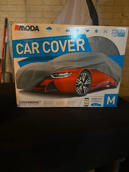 Medium Moda Car Cover