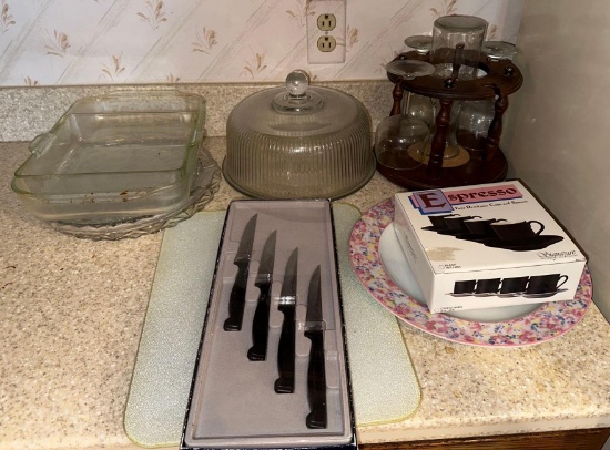 K- Assorted Kitchen Items