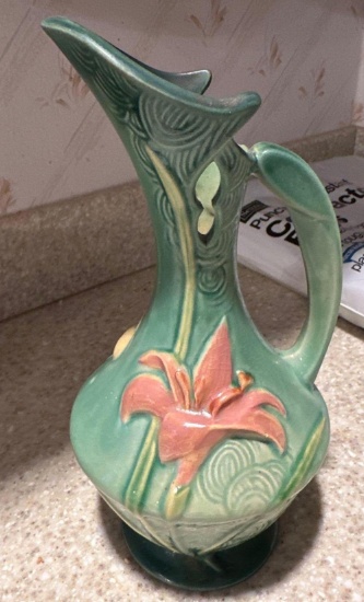 K- Roseville Pottery Vase