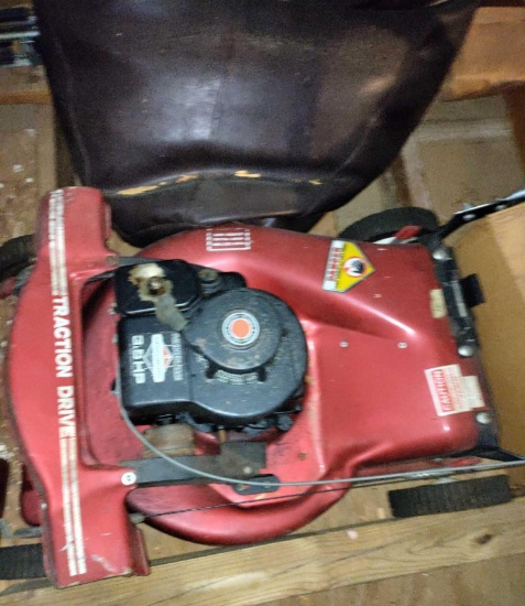 G- Briggs and Stratton 3.5 HP Lawn Mower