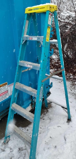 G- Weber 6' Aluminum / Fiberglass Ladder