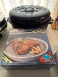 FR- Microwave Sizzler and Roasting Pan With Lid